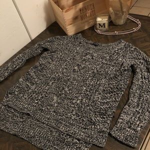 Baggy Knit Sweater. Express. ☂️